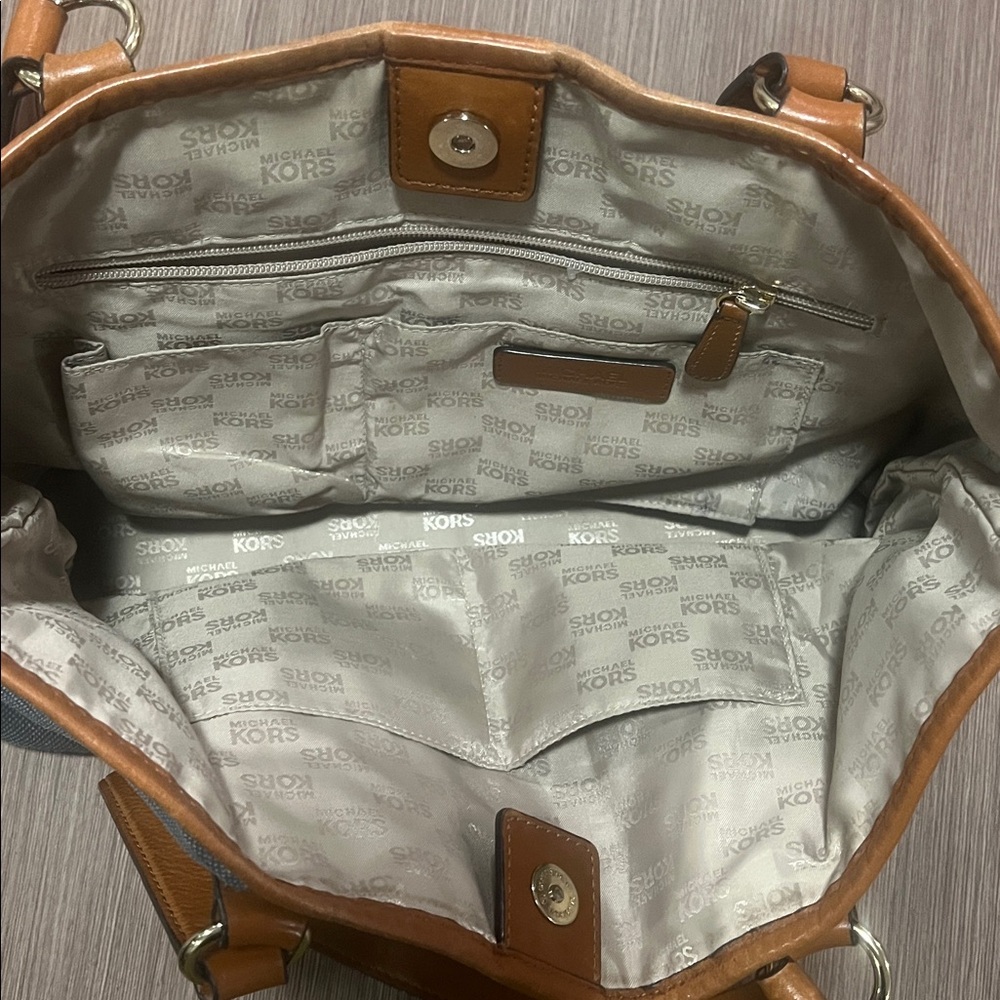 Classic Denim Canvas Michael Kors Tote Bag with Tan Leather Trim - Picture 4 of 5
